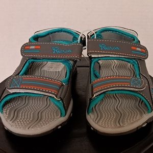 Reva Boys Casual Open Toe Flat Charcoal Sandals Size 9